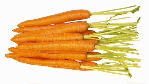 Fresh carrots in a heap