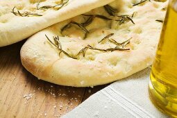 Focaccia mit Rosmarin und Salz