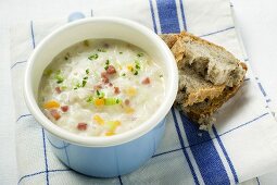 Barley soup with bacon and bread