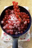 Sugared redcurrants in pan
