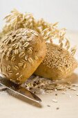Sesame roll & wholemeal roll with oat flakes, cereal ears