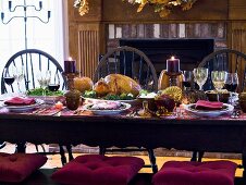 Stuffed turkey on Thanksgiving table (USA)
