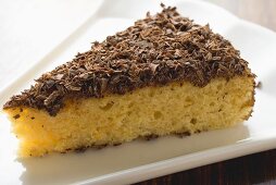 Stück Mandel-Ricotta-Kuchen mit Zartbitterschokolade