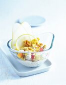 Schale mimt Quinoa-Birnen-Müsli 