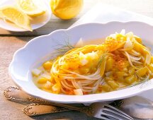 Spaghetti in Fenchel-Safransoße mit Kaviar