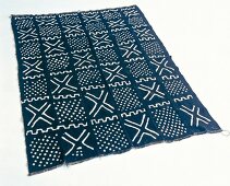 Teppich aus Baumwolle schwarz-weiß mit Muster, Ethno-Stil