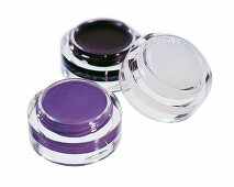 Lip-Gloss in violett 