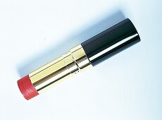 Rougestift rot von Chanel. 