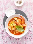 Fischsuppe mit Tomaten 