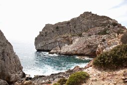 Kreta: Ágois Pávlos, Felsen, Wasser 