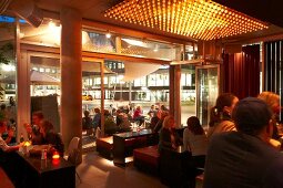 Gäste im Waranga, Bar, Club-Lounge in Stuttgart Mitte