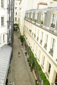 Paris: Bastille, Cour Damoye, Hausfassaden