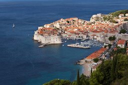 Kroatien: Blick auf Dubrovnik, Alt- stadt, Meer, Luftaufnahme