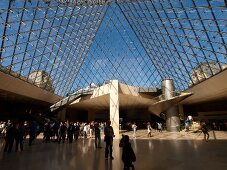 Paris: Louvre, Museum, Ausgang