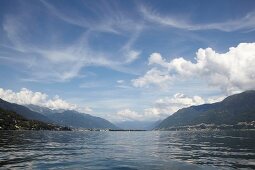 Blick auf den Lago Maggiore und Ascona, Tessin, Schweiz