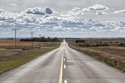Landscape view of Highway 13 West, Saskatchewan, Canada