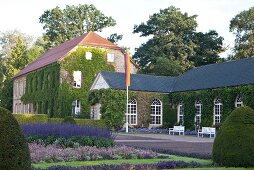 Hotel Gräflicher Park, Fachwerkhaus 