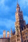 Deutschland, München, Marienplatz mit Rathaus