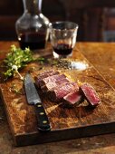 Steak vom Wagyu-Rind in Scheiben geschnitten