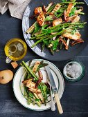 Grilled, green asparagus with haloumi