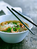 Glass noodle soup with prawns