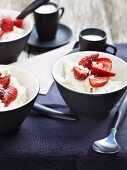 Eton Mess (strawberry and meringue dessert, England)