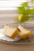 Lemon yogurt cake