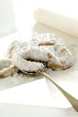 Pastissets (Spanish biscuits dusted with icing sugar)