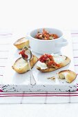 Toasted bread with cream cheese and chilli and tomato chutney