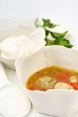 Suppe mit Fleischklösschen (Rumänien)