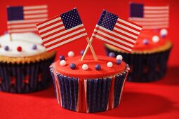 Cupcakes decorated with US flags
