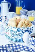 A bread basket on a table laid with a Dutch theme