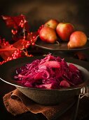 Red cabbage with apples and pears
