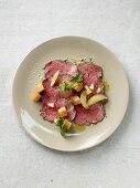 Seared beef carpaccio with croutons