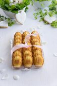 Madeleines as a gift