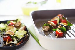 Vegetable skewers of peppers, courgette and onions