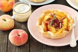 Tartlets with peaches and pecan