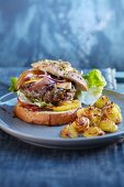Burger with duchesse potatoes