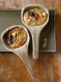 Labazhou (soup with sticky rice and dried fruit, China)