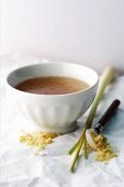 Chicken bouillon with lemongrass