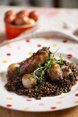 Lentils with sausages and shallots