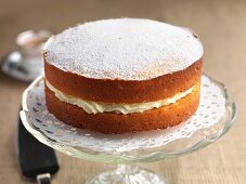 Gluten-free lemon sponge cake with icing sugar