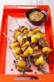 Rosemary skewers with beef and peppers