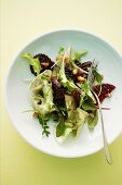 Swabian ravioli salad with beetroot and a honey-nut vinaigrette