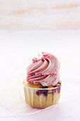 A raspberry yogurt cupcake