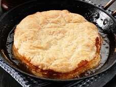 Apple pie in a pan