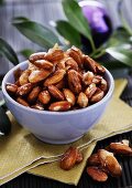 Roasted almonds for Christmas