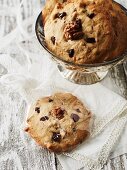 Fruit and walnut biscuits