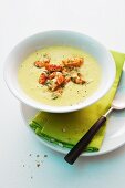 Kartoffel-Mais-Cremesuppe mit Garnelen