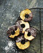 Apple rings with chocolate glaze